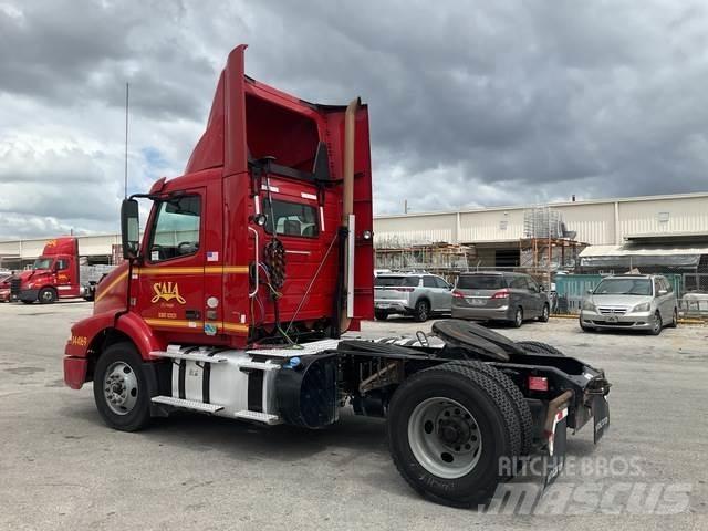 Volvo VNM Cabezas tractoras