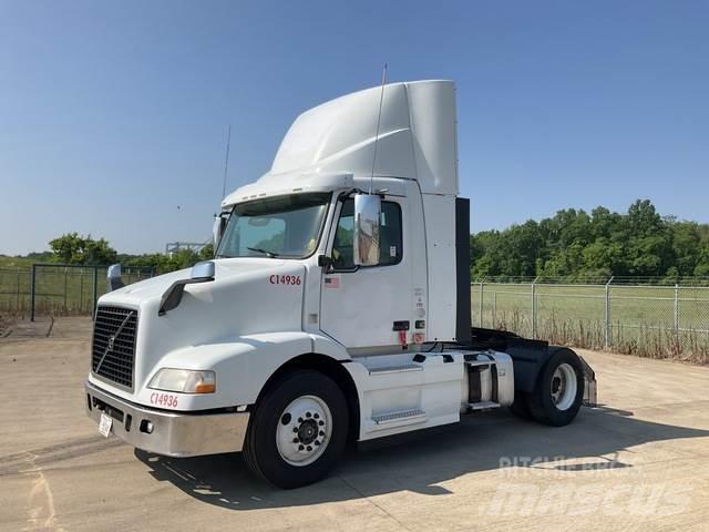 Volvo VNM Cabezas tractoras