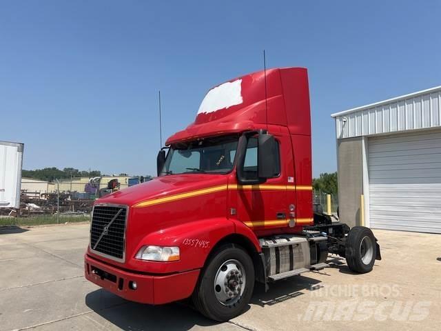 Volvo VNM Cabezas tractoras