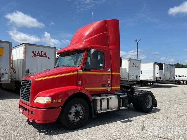 Volvo VNM Cabezas tractoras