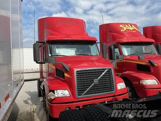 Volvo VNM Cabezas tractoras