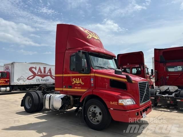 Volvo VNM Cabezas tractoras