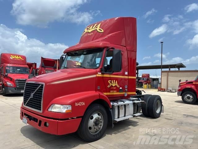 Volvo VNM Cabezas tractoras