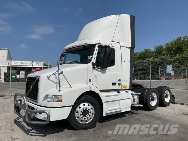 Volvo VNM Cabezas tractoras