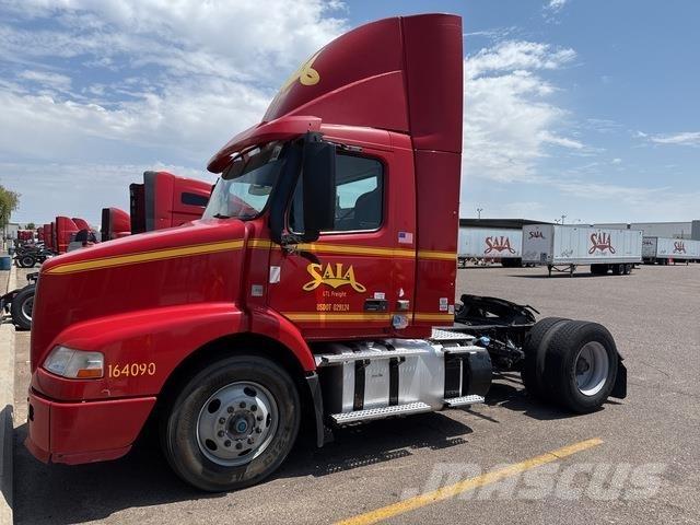 Volvo VNM Cabezas tractoras
