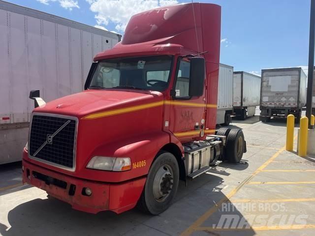Volvo VNM Cabezas tractoras