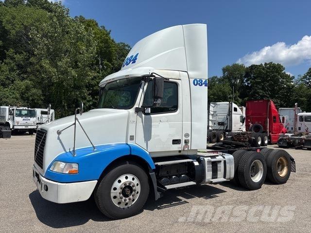 Volvo VNM Cabezas tractoras