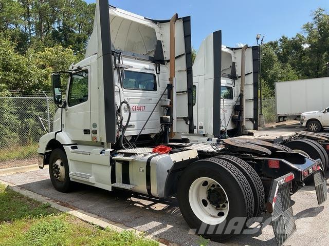 Volvo VNM Cabezas tractoras