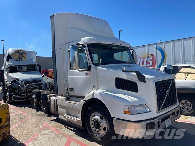 Volvo VNM Cabezas tractoras