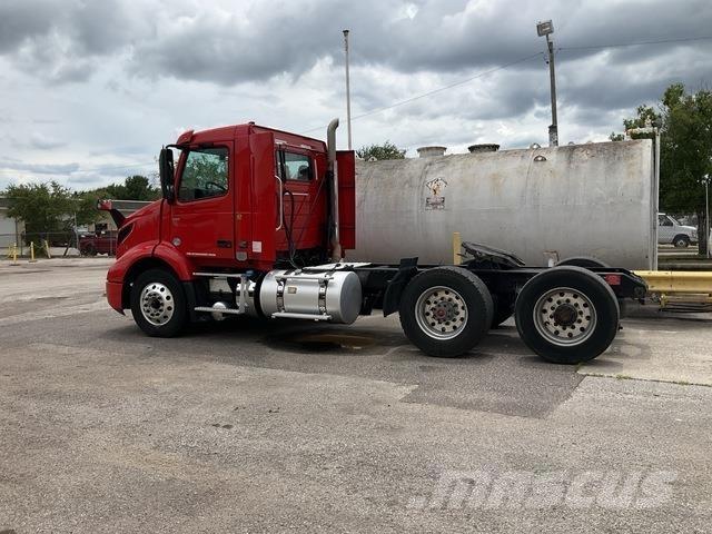 Volvo VNR Cabezas tractoras