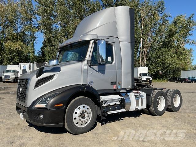 Volvo VNR 300 Cabezas tractoras