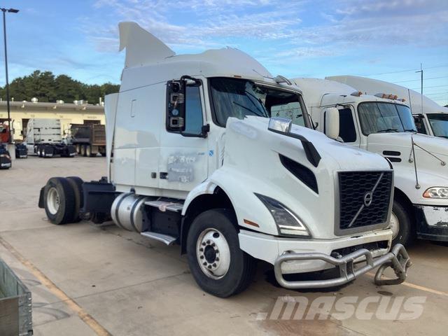 Volvo VNR64T Cabezas tractoras