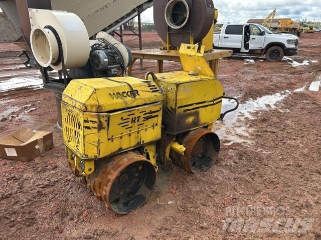 Wacker Neuson  Compactadores de suelo