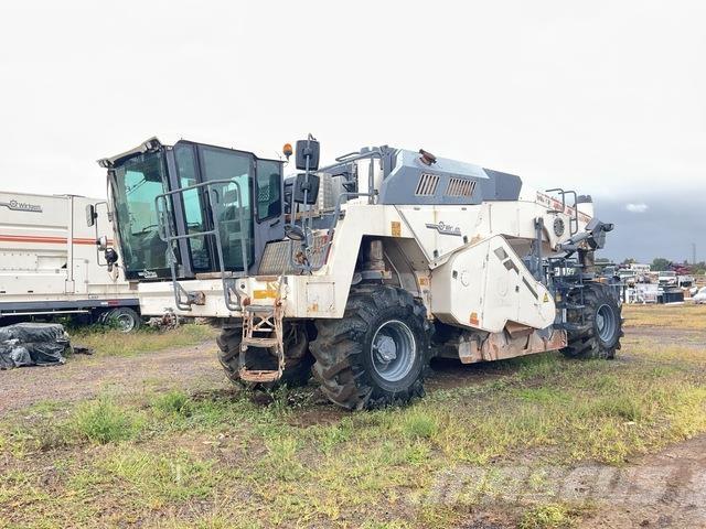 Wirtgen WR240 Compactadores de suelo