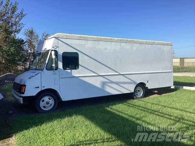 Workhorse P42 Furgonetas de caja cerrada