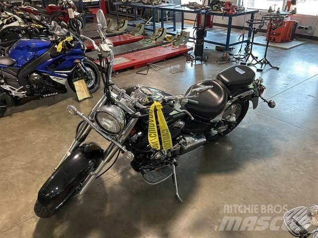 Yamaha XVS650 Construcción - Otros
