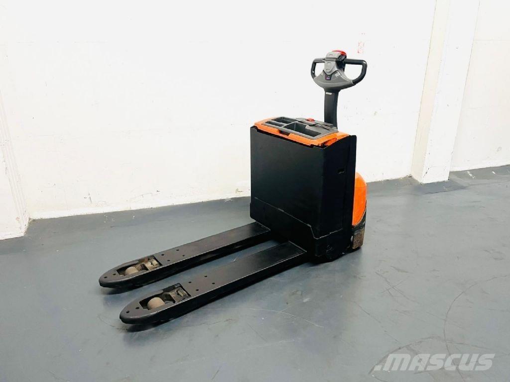 BT LWE 200 Transpaletas Electricas
