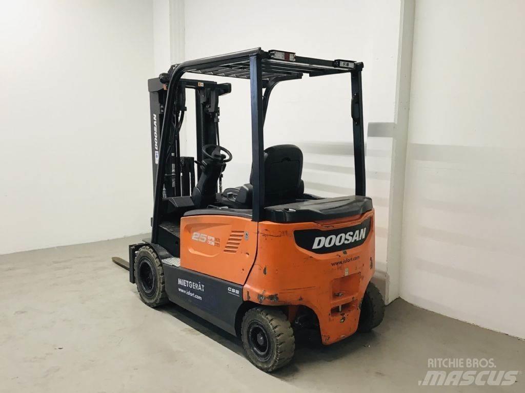 Doosan B25X-7 Carretillas de horquilla eléctrica