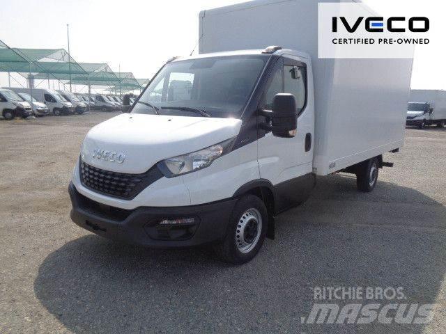 Iveco 35S16 Camiones caja cerrada