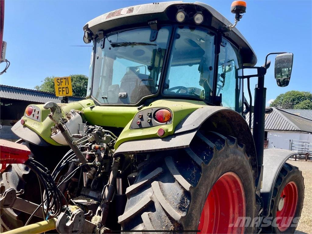 CLAAS ARION 430 Tractores