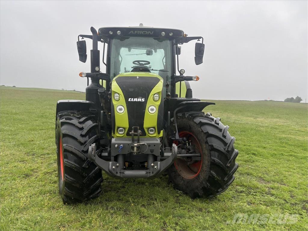 CLAAS ARION 610 Tractores