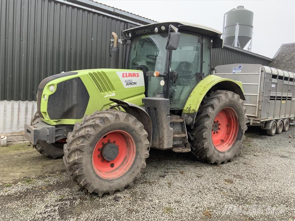 CLAAS ARION 620 Tractores