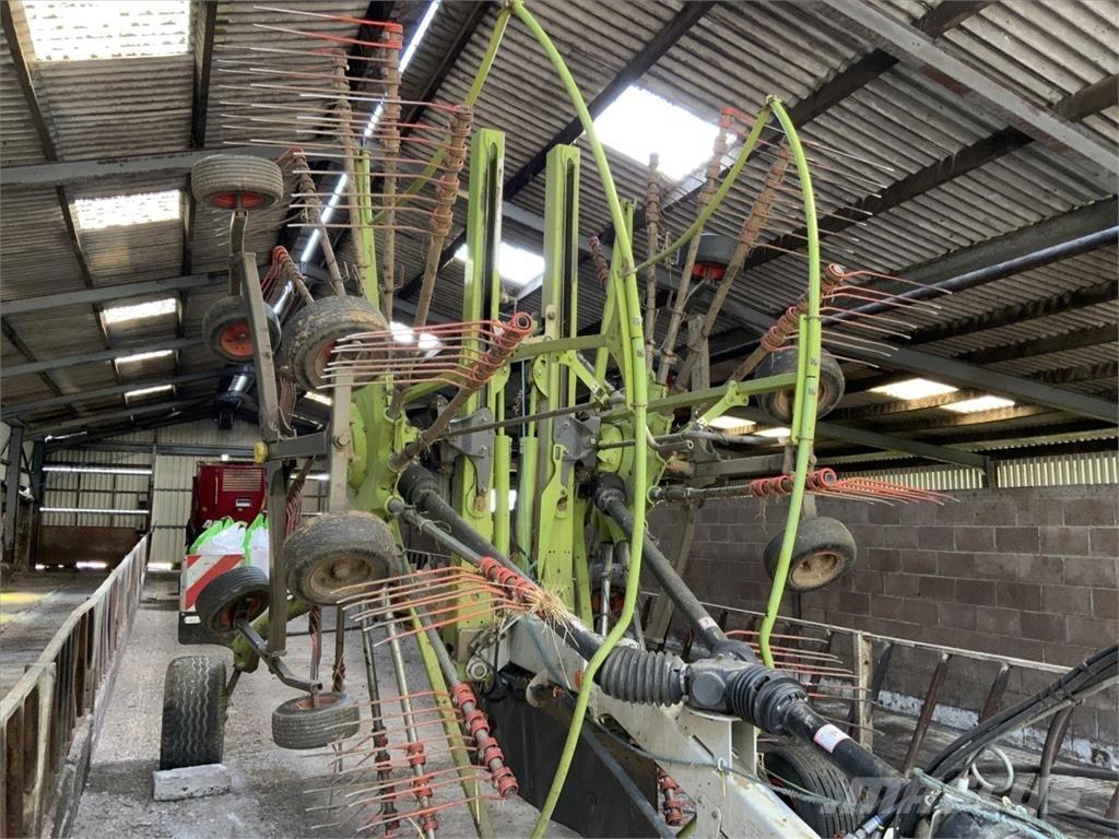 CLAAS LINER 2900 Rastrillos y henificadores