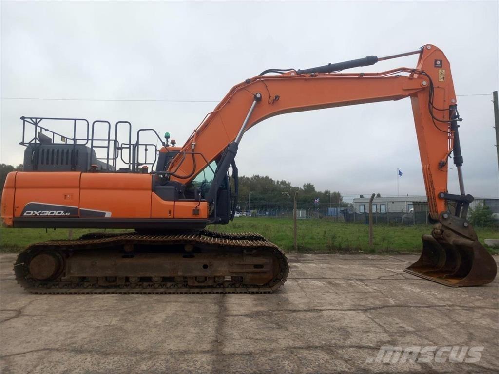Develon DX300LC-5 Agricultura - Otros