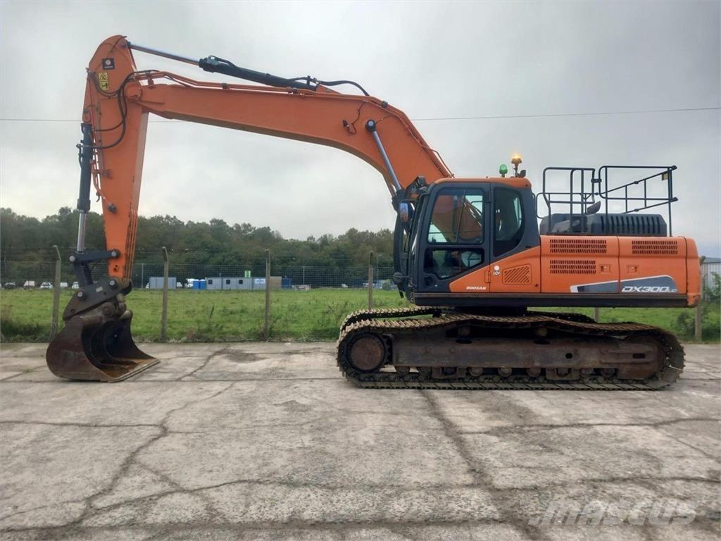 Develon DX300LC-5 Agricultura - Otros