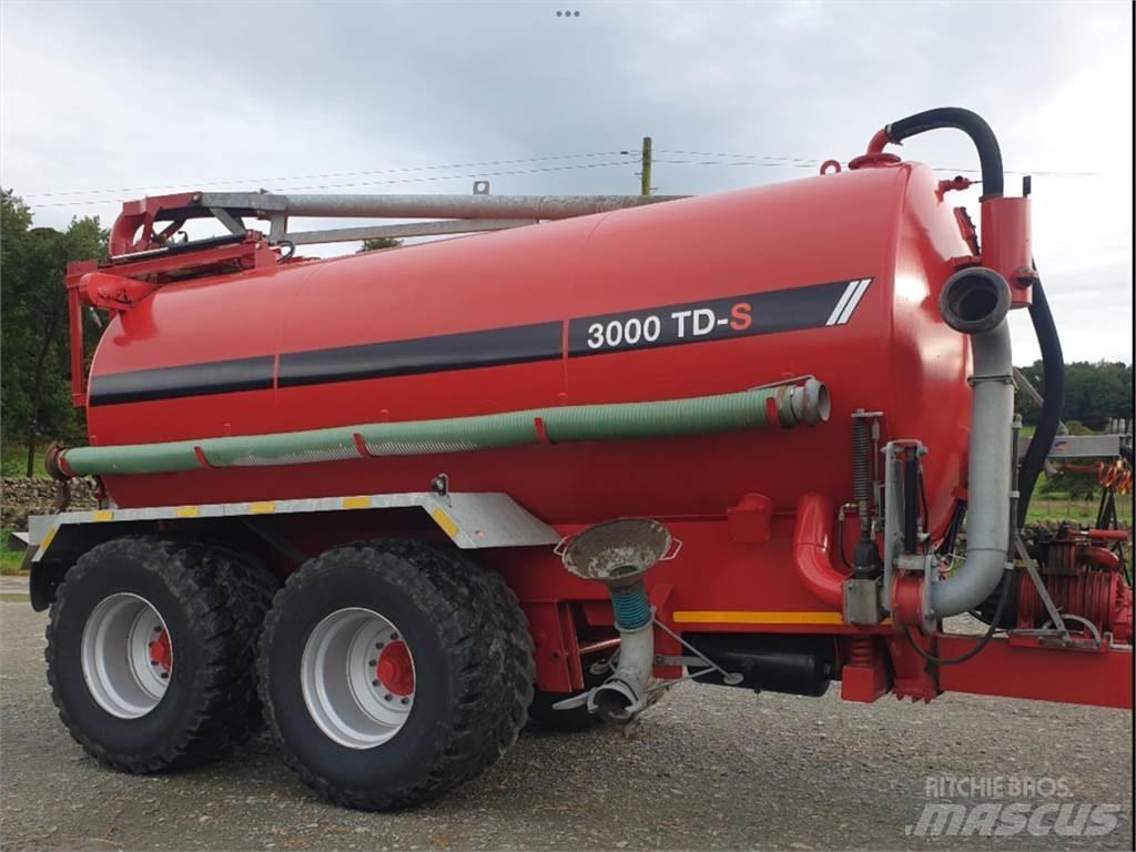Hi-Spec 3000 TD-S Remolques esparcidores de estiércol