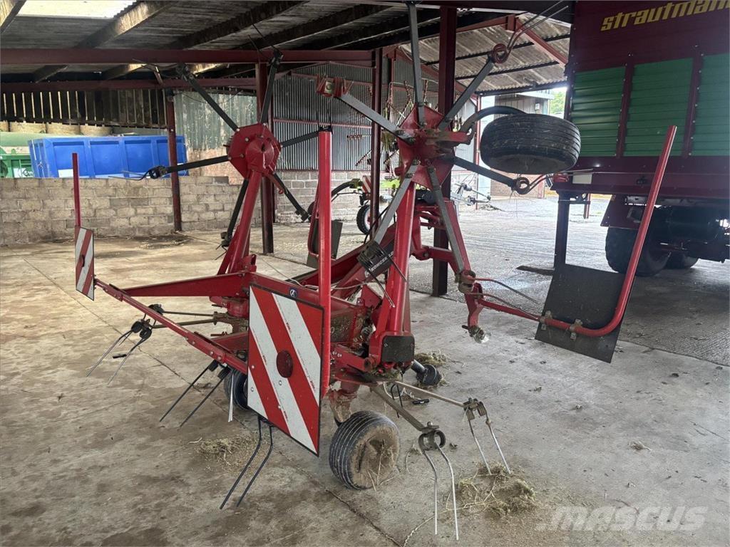 Kongskilde Z555 Rastrillos y henificadores