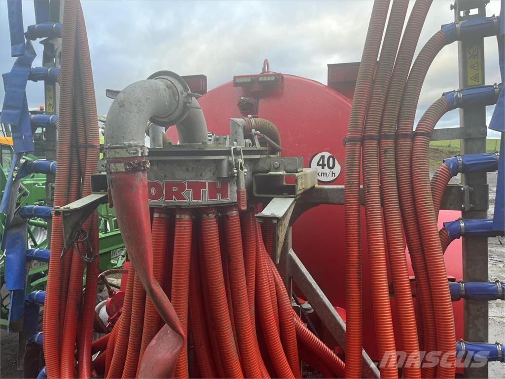 Storth NDB7532T Remolques esparcidores de estiércol