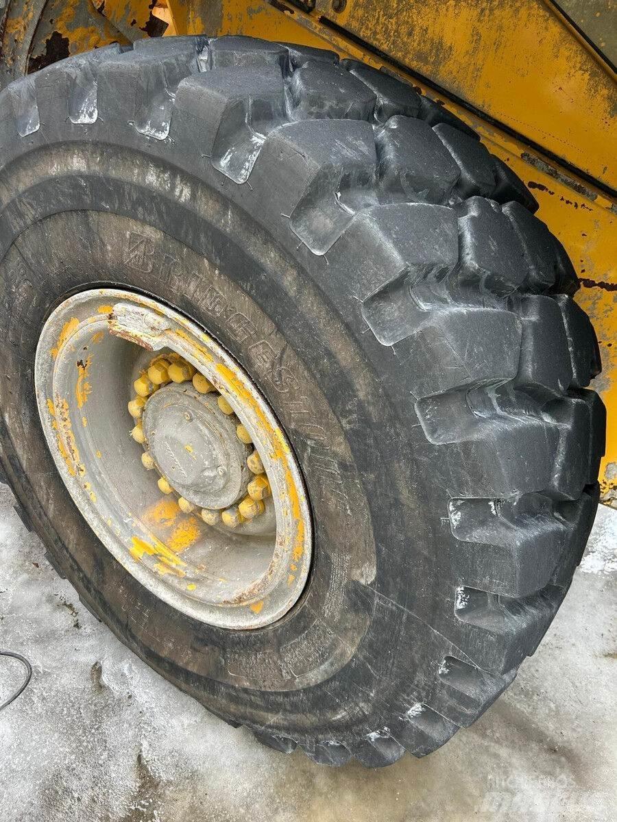 Volvo L90E Excavadoras de cadenas