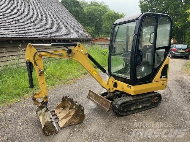 CAT 301.4 Excavadoras 7t - 12t