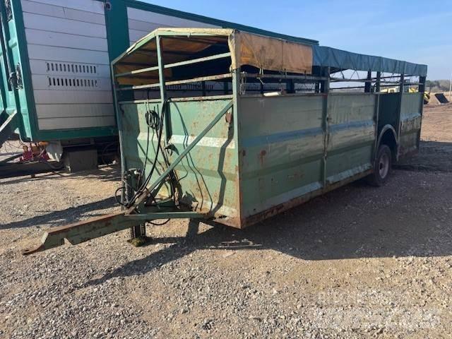  6M. MED HÆVE/SÆNK Remolques para transporte de animales