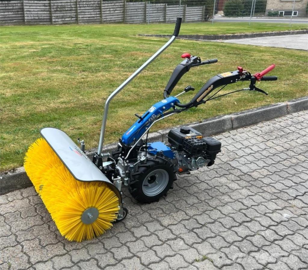 BCS 606 Tractores y cultivadores de dos ruedas