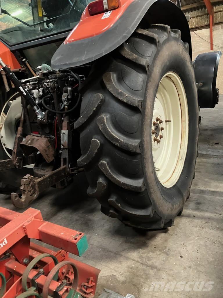 BKT 520/70R38 Neumáticos, ruedas y llantas