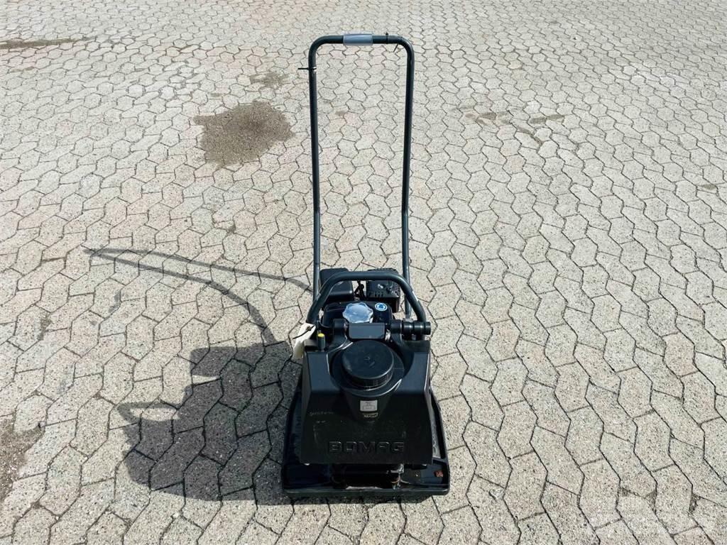 Bomag BP 12/50A W Vibradores