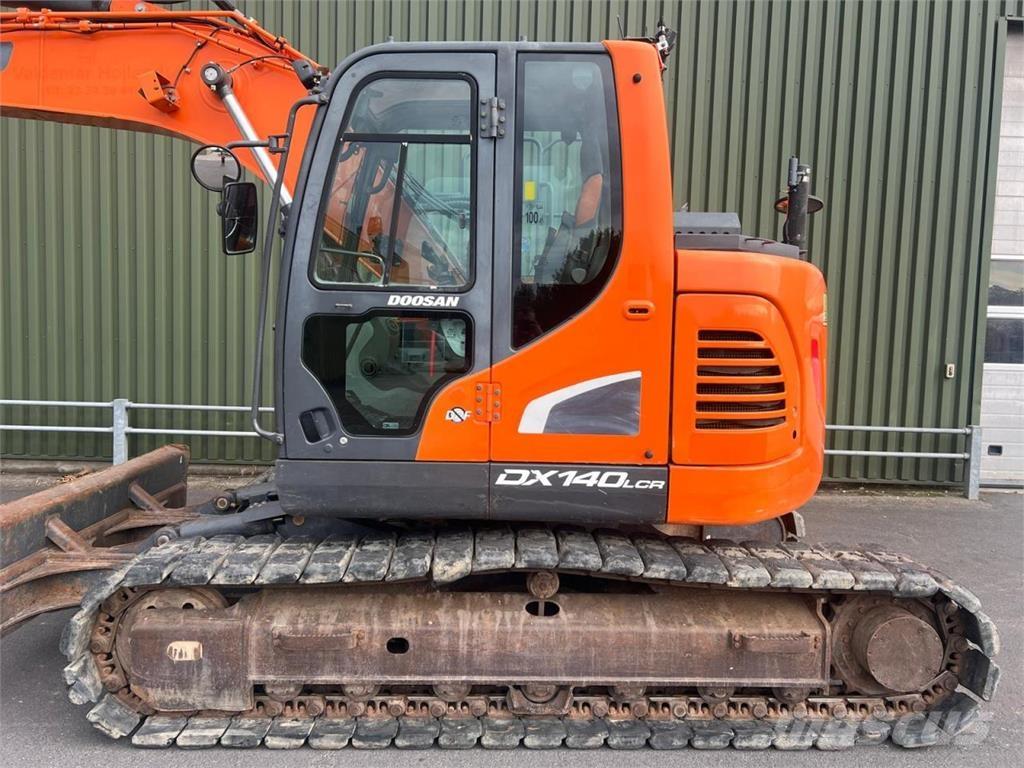 Doosan DX140LCR-5 Excavadoras de cadenas