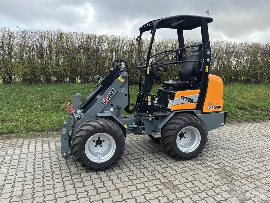 GiANT G1500 Palas cargadoras