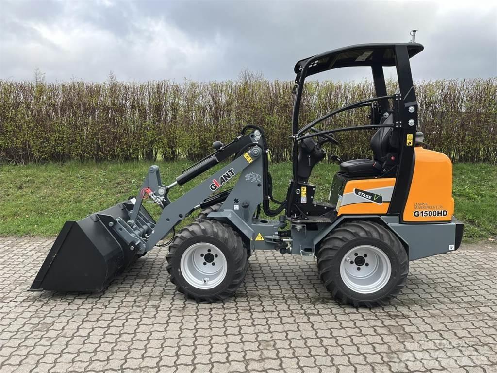 GiANT G1500 Palas cargadoras