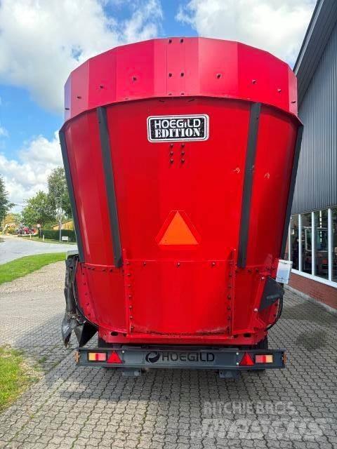  Hoegild 27 M3 Remolques de forraje