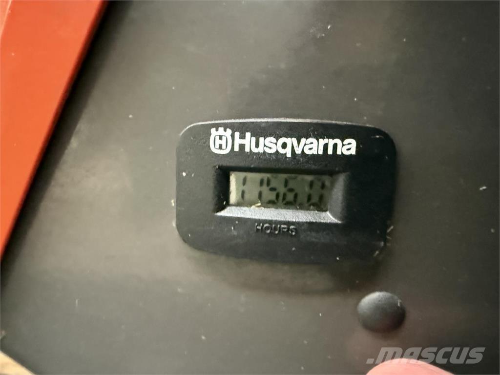Husqvarna P525D Segadoras