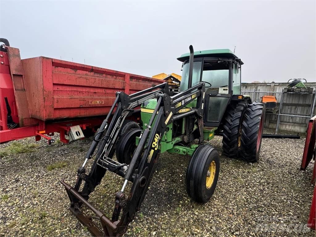 John Deere 2450 Tractores