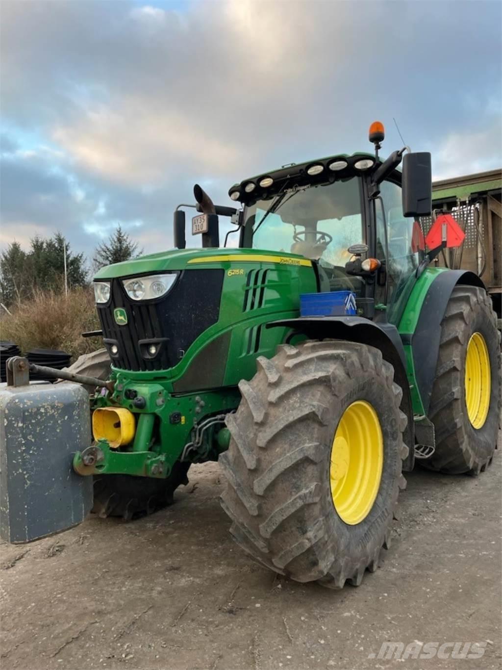 John Deere 6215R Tractores
