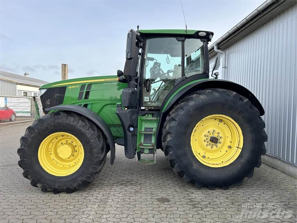 John Deere 6250R Tractores