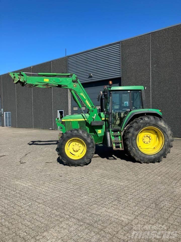 John Deere 6810 Tractores
