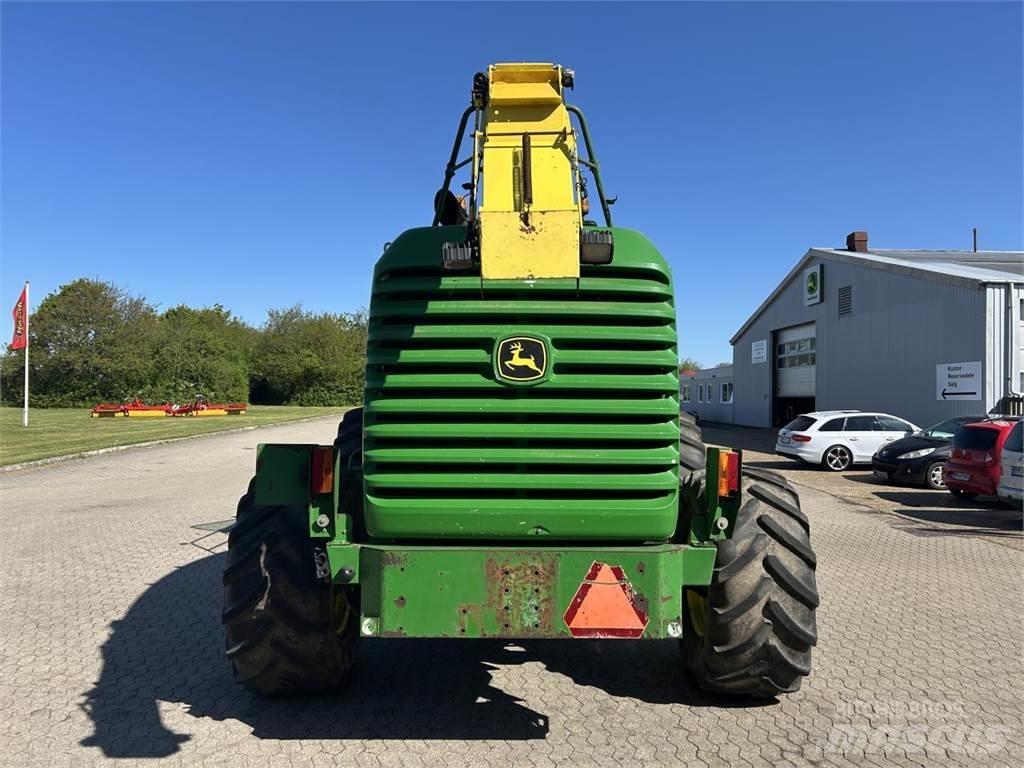 John Deere 7400 Cosechadoras de forraje