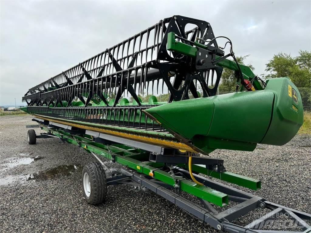 John Deere 740D Cabezales de cosechadoras combinadas