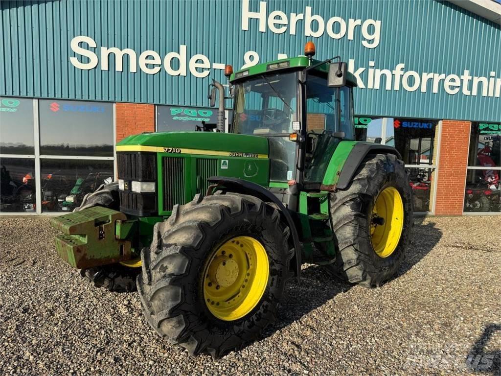 John Deere 7710 Tractores
